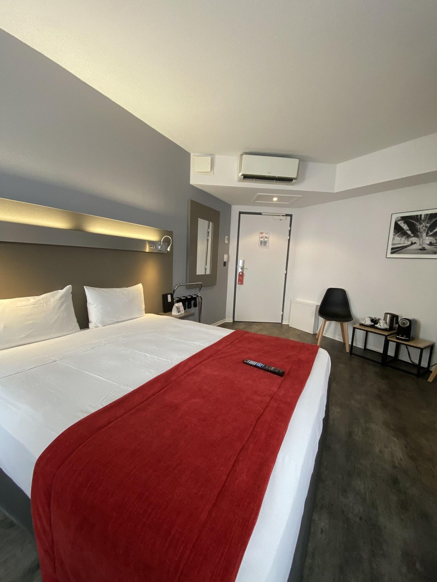 Hotel Citotel Les Dômes Sud 3*